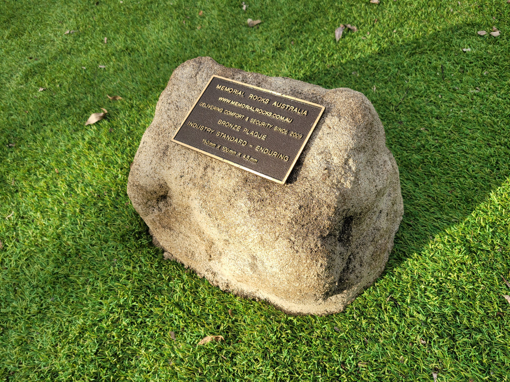 Memorial Rock Urn 1850 Regular Natural Riversand