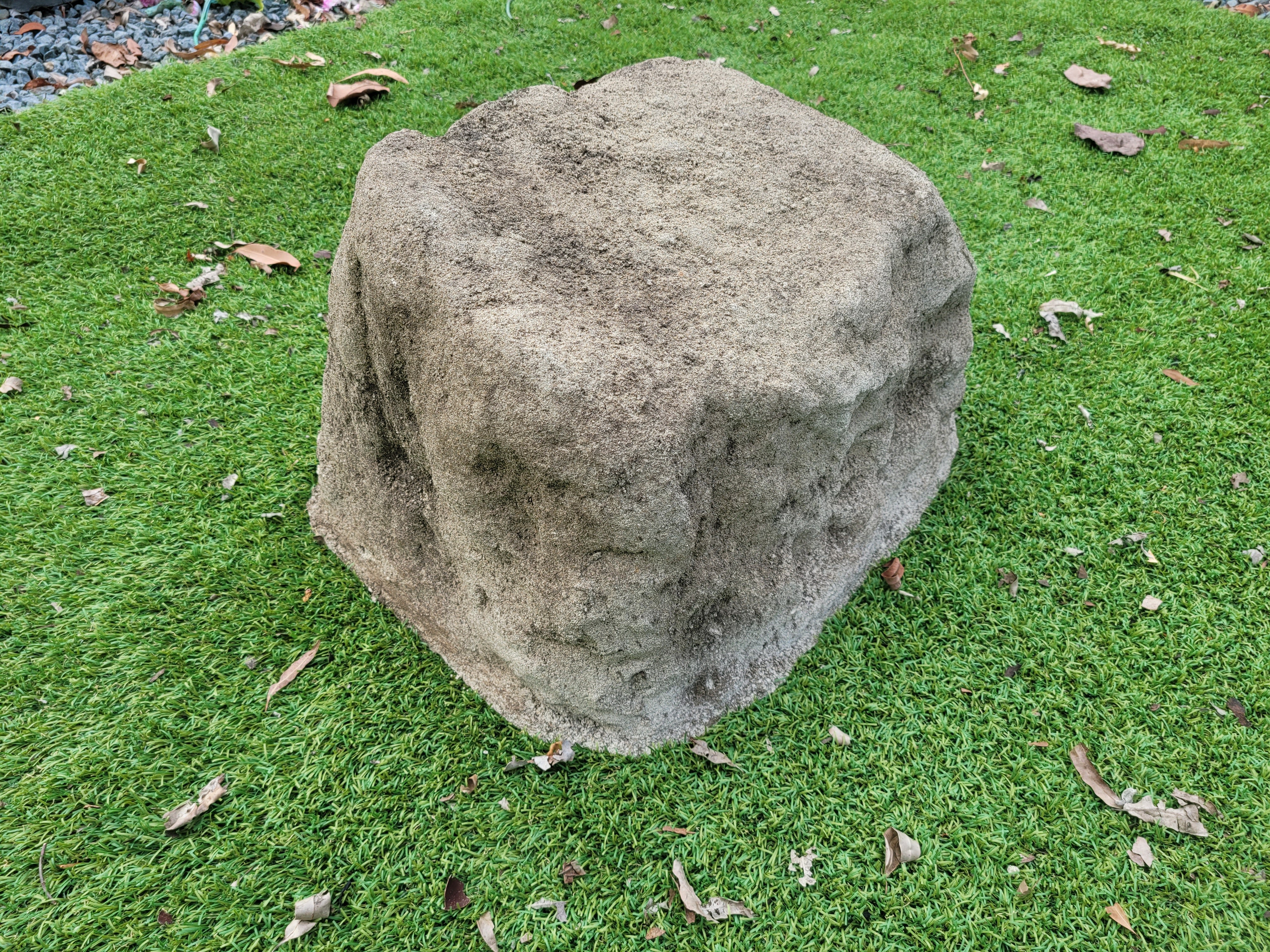 Memorial Rock Urn 1837 Large Double Natural Riversand