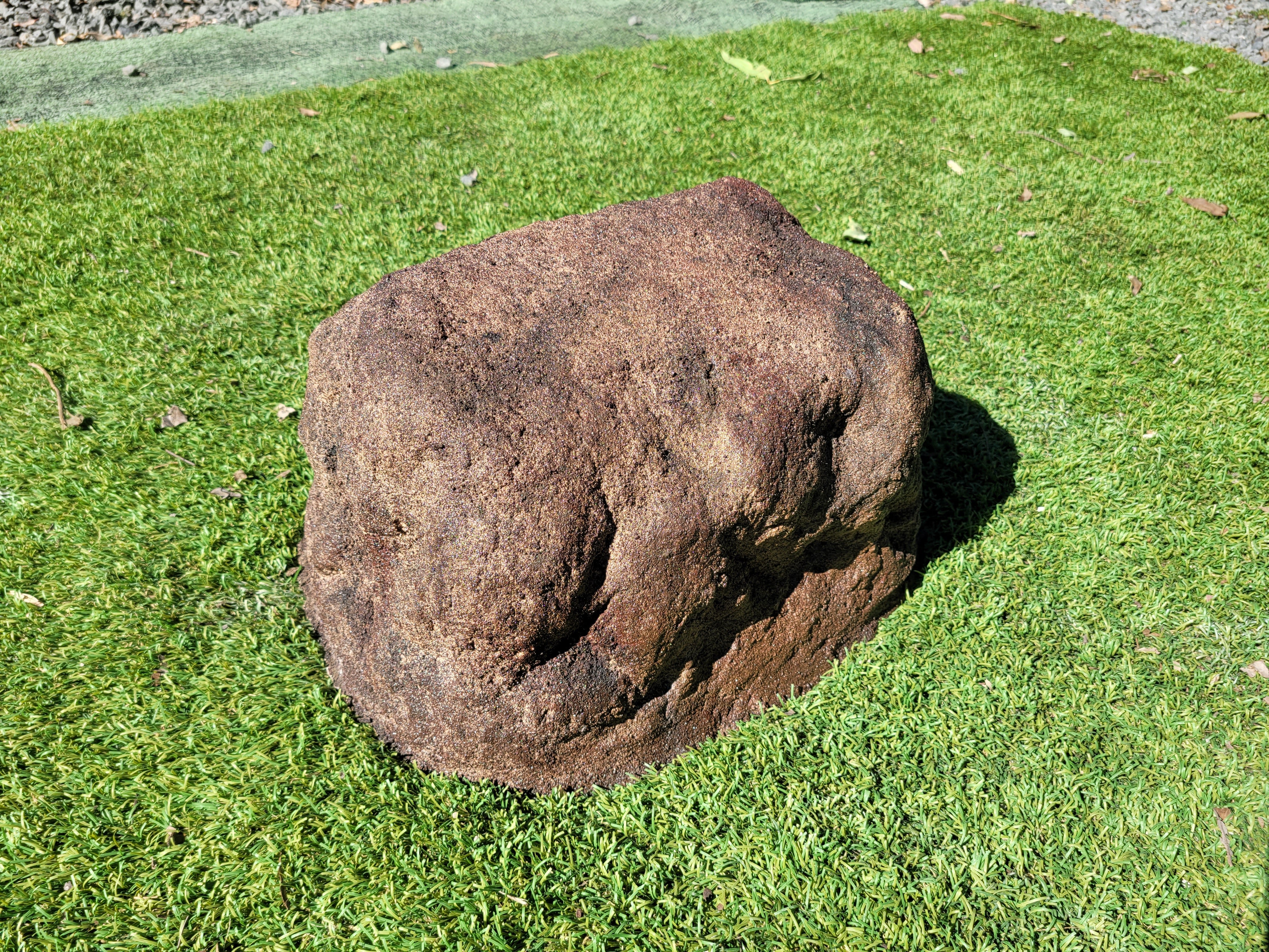 Memorial Rock Urn 1857  Medium Brown