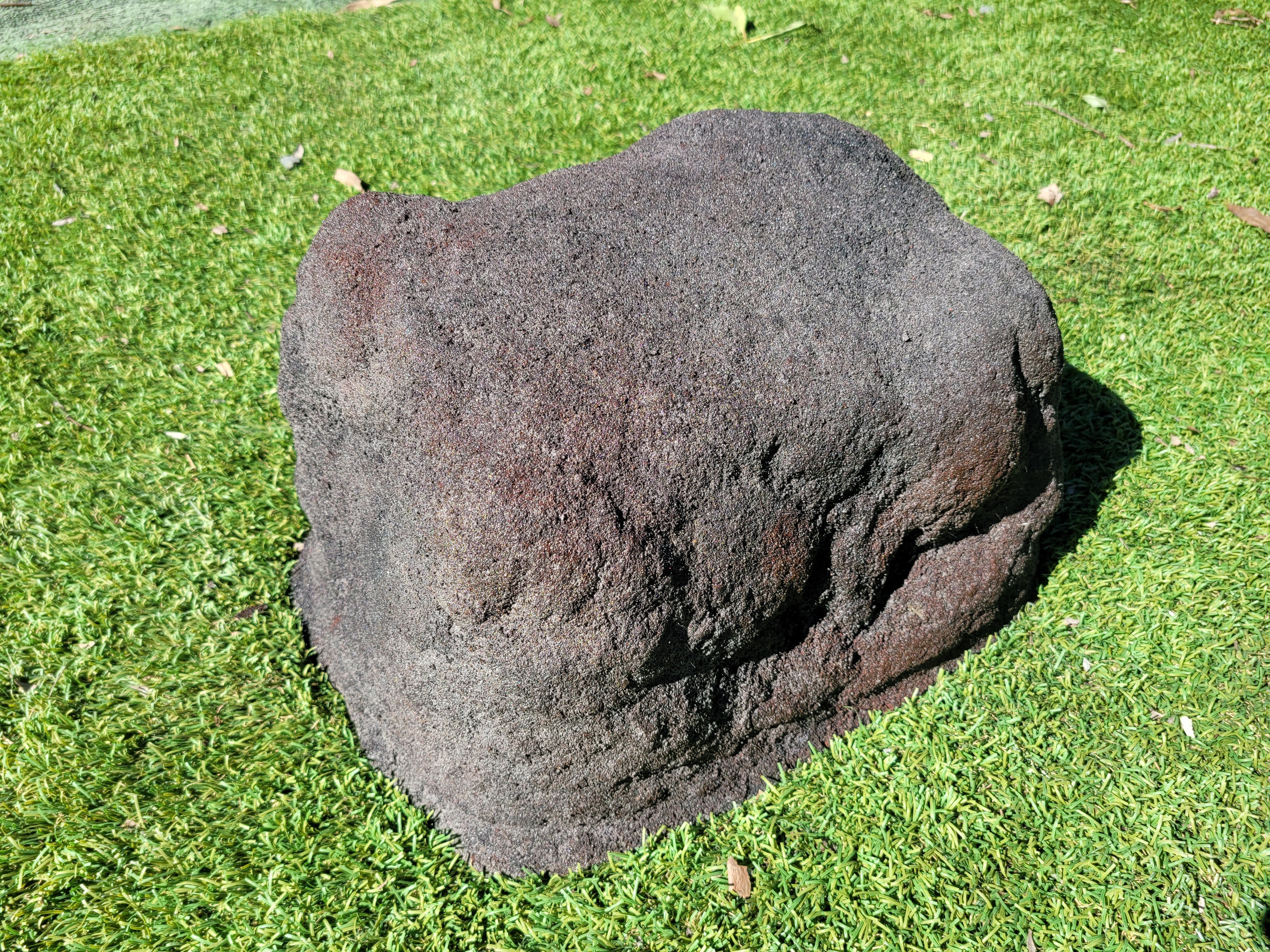 Memorial Rock Urn 1861  Medium Charcoal / Black