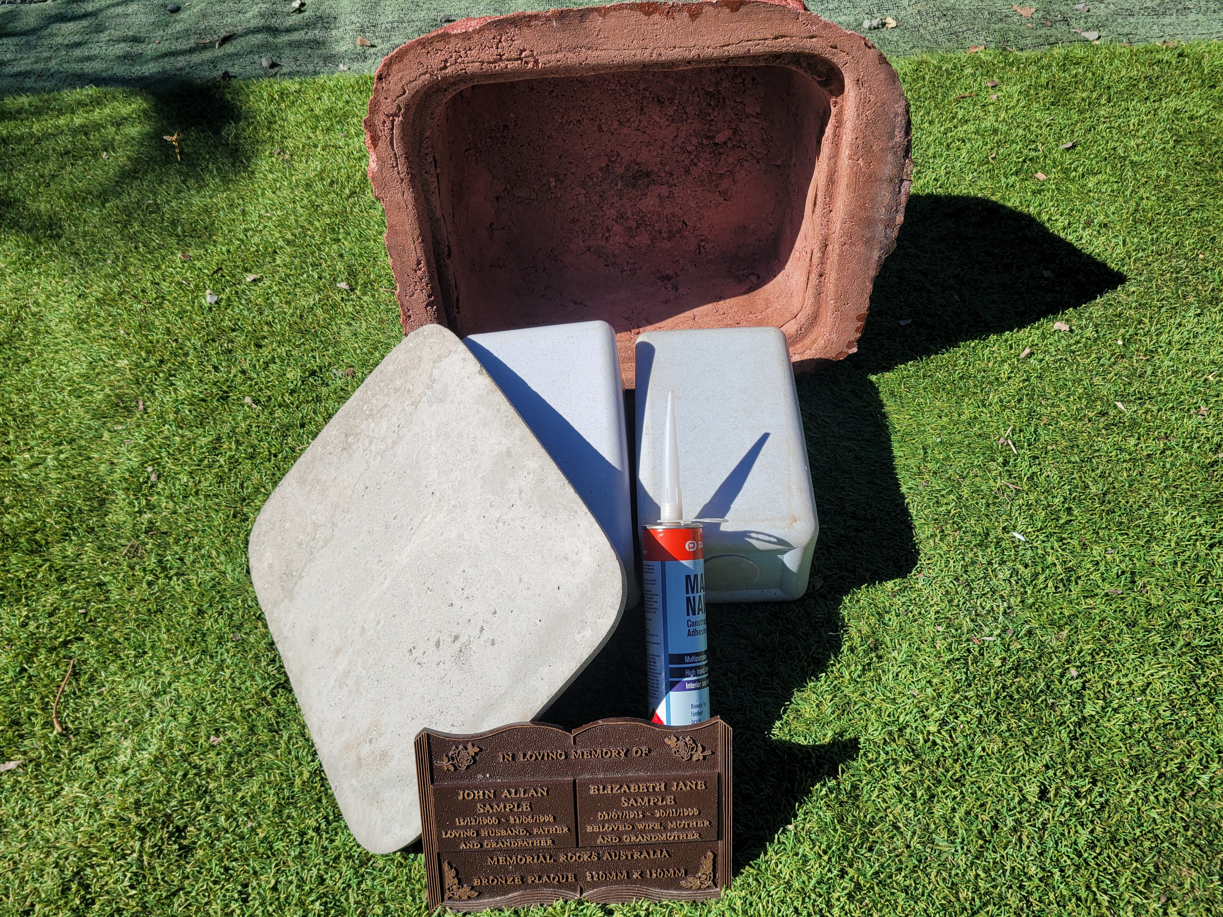 Memorial Rock Urn 1866 Large Double Pink / Red