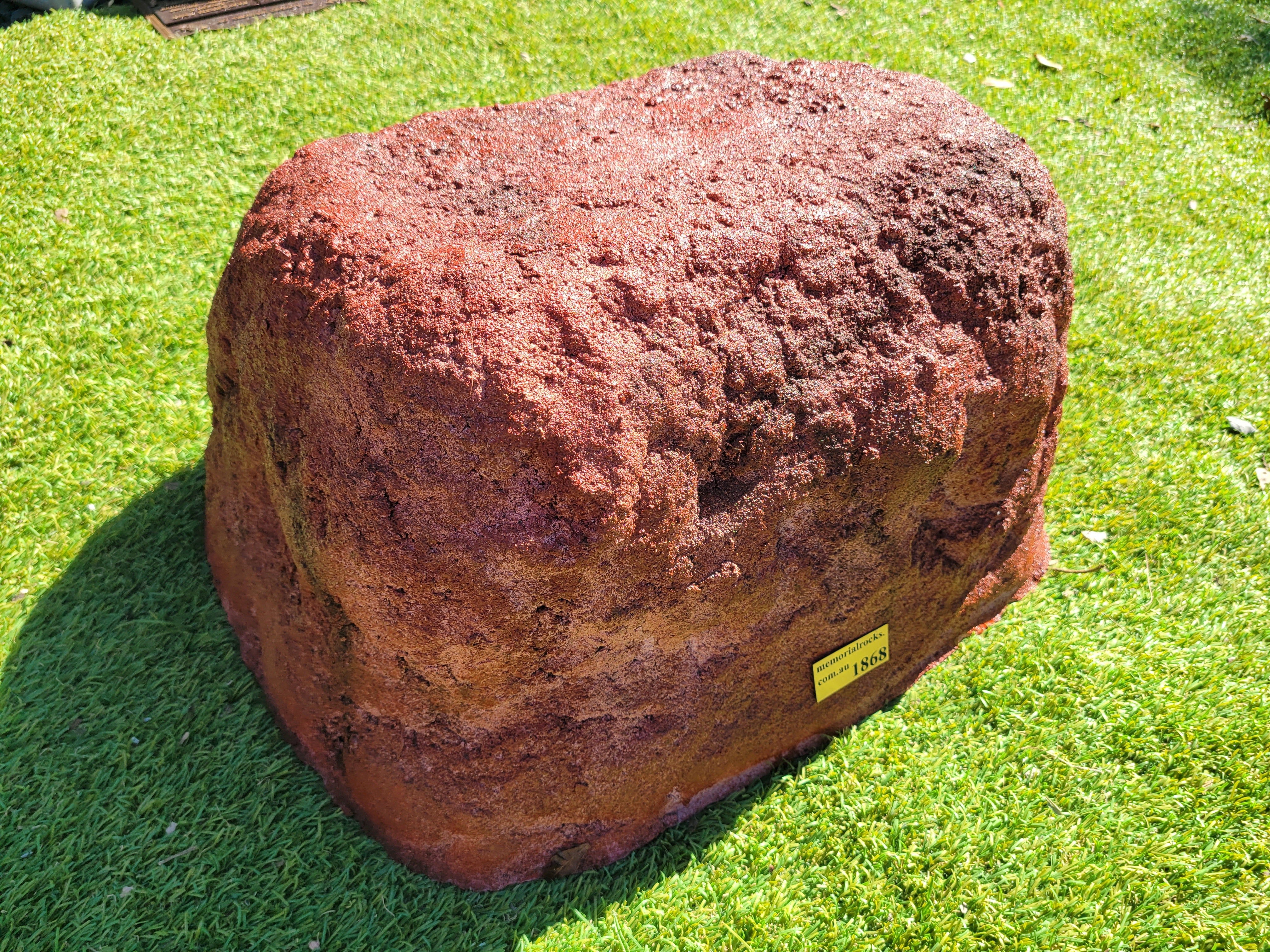 Memorial Rock Urn 1868 Large Double Pink / Red