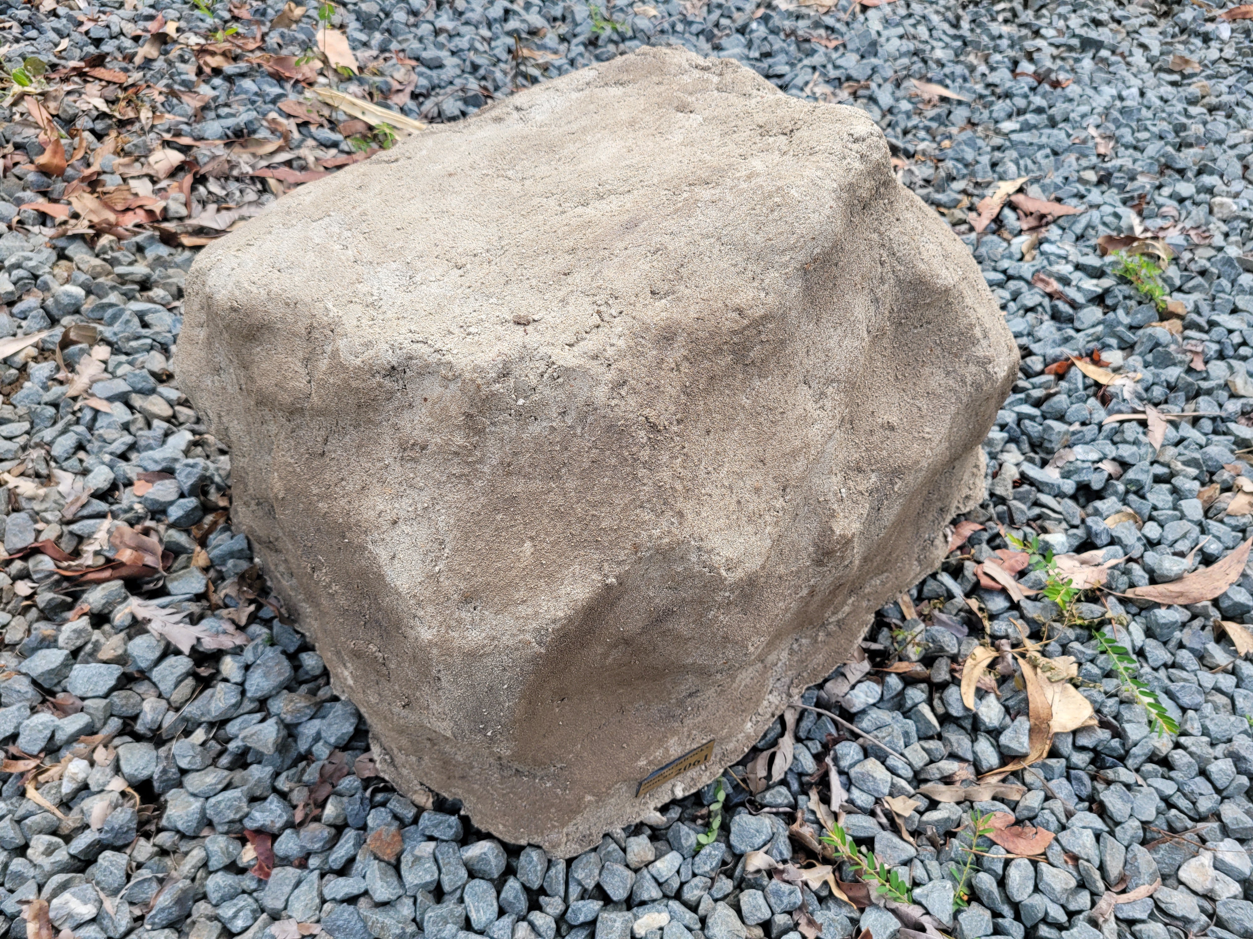 Memorial Rock Urn 2061 Large Double Natural Riversand