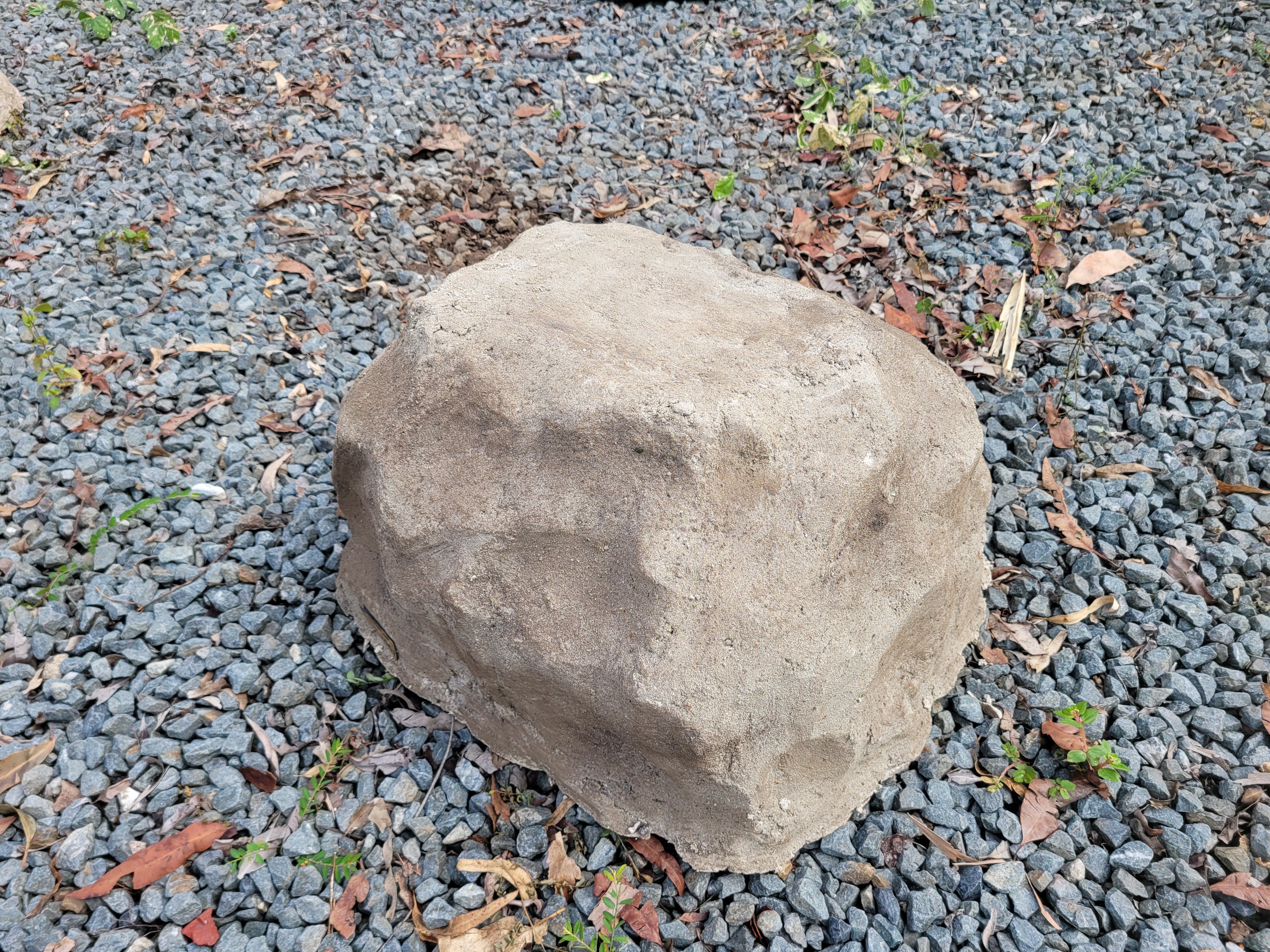 Memorial Rock Urn 2061 Large Double Natural Riversand