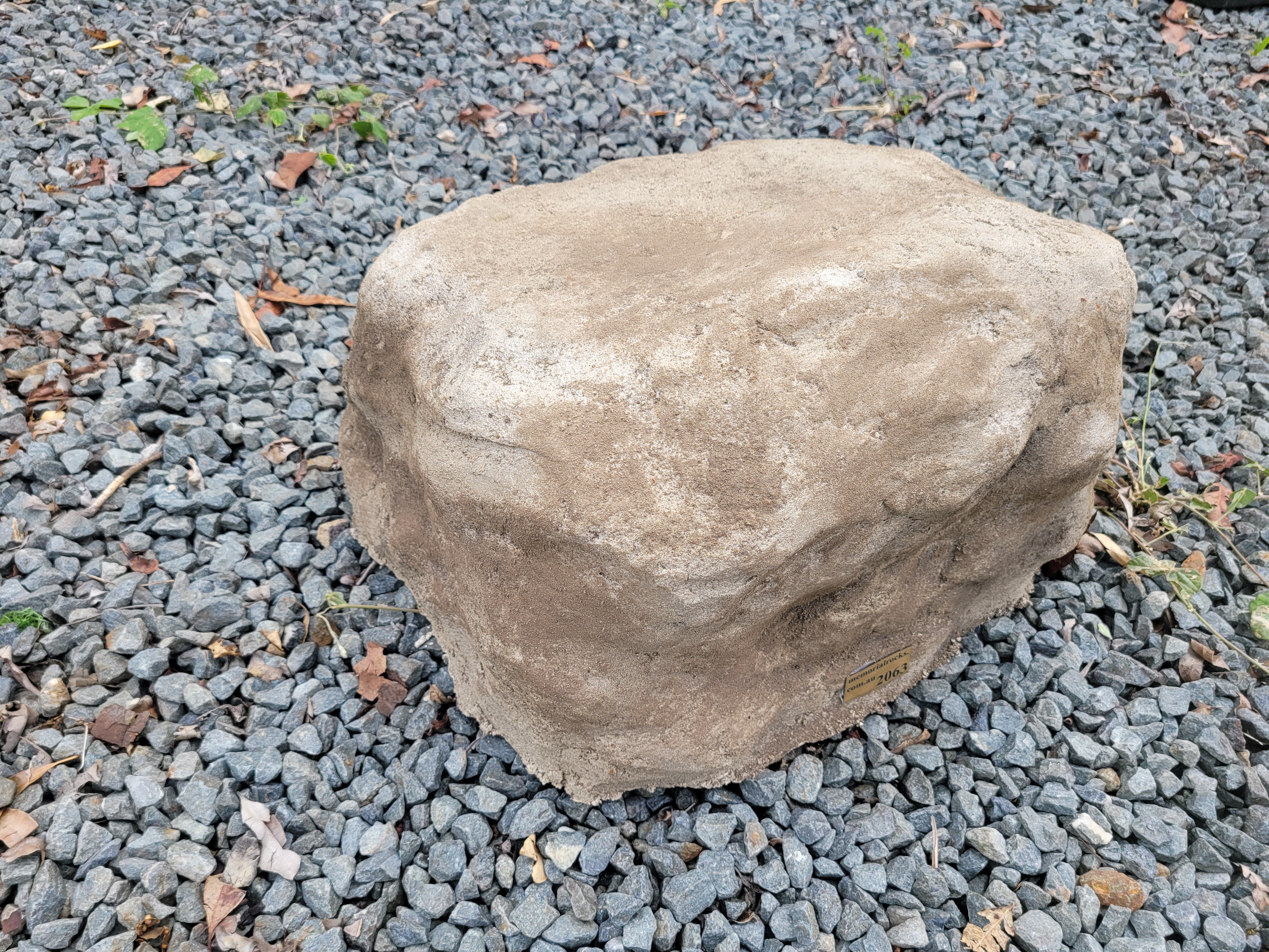 Memorial Rock Urn 2063 Large Double Natural Riversand
