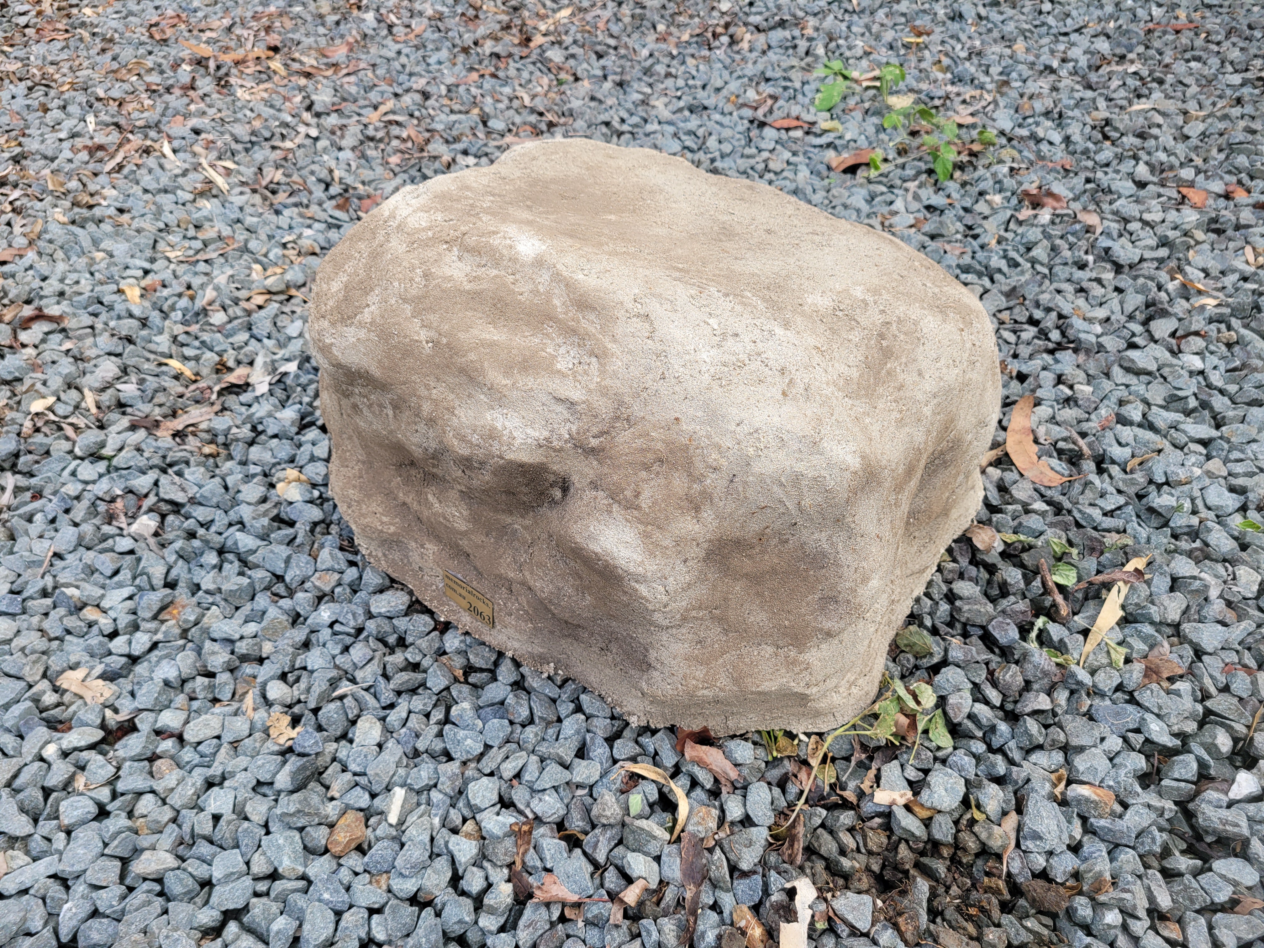 Memorial Rock Urn 2063 Large Double Natural Riversand
