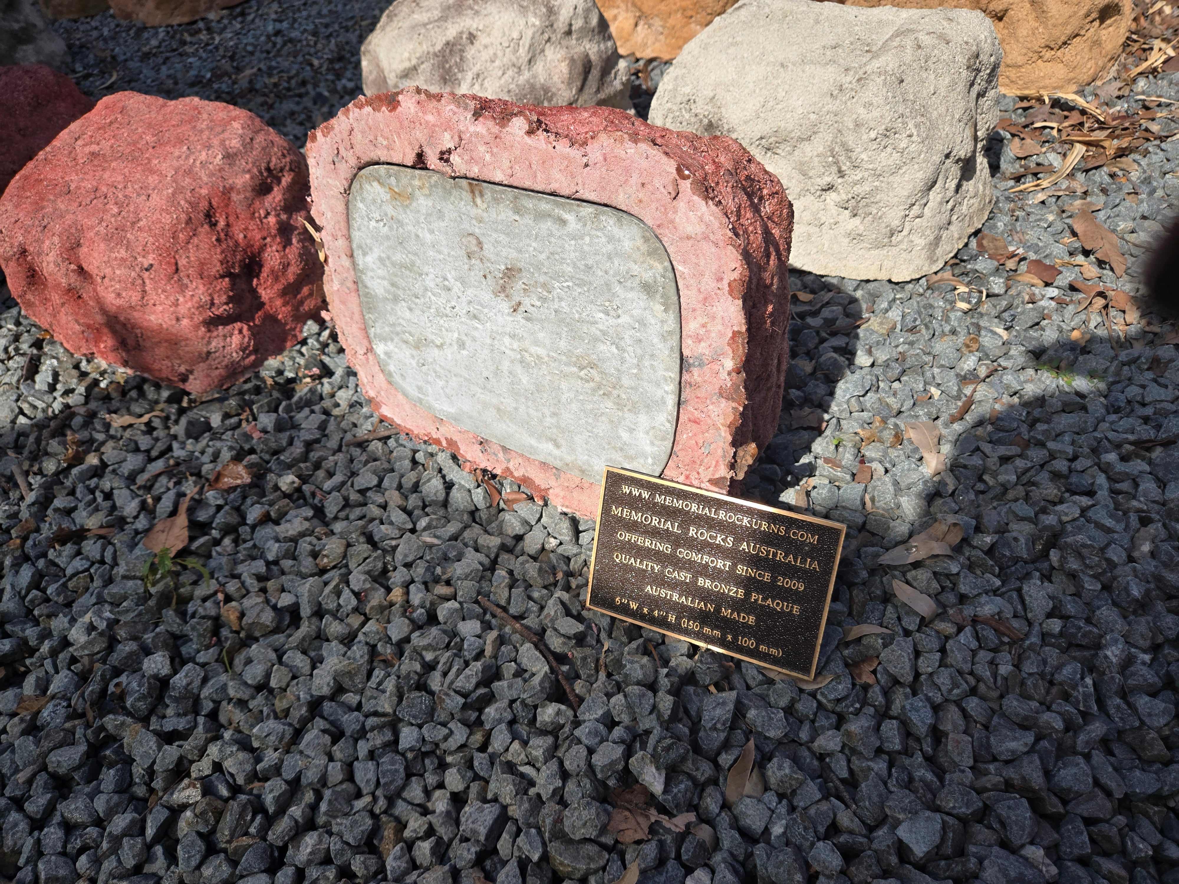 Memorial Rock Urn 2127 Regular Red