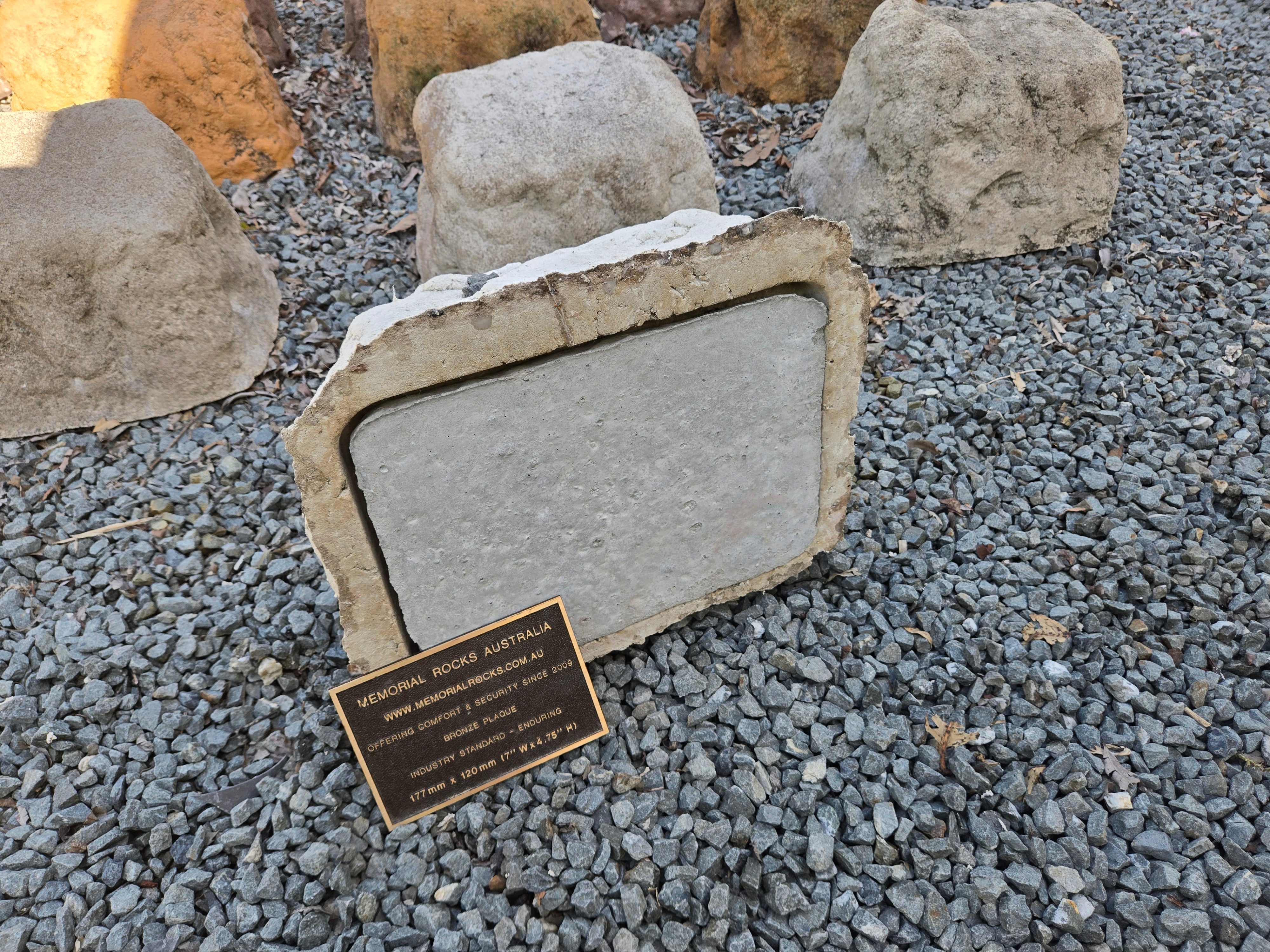 Memorial Rock Urn 2136 Large White