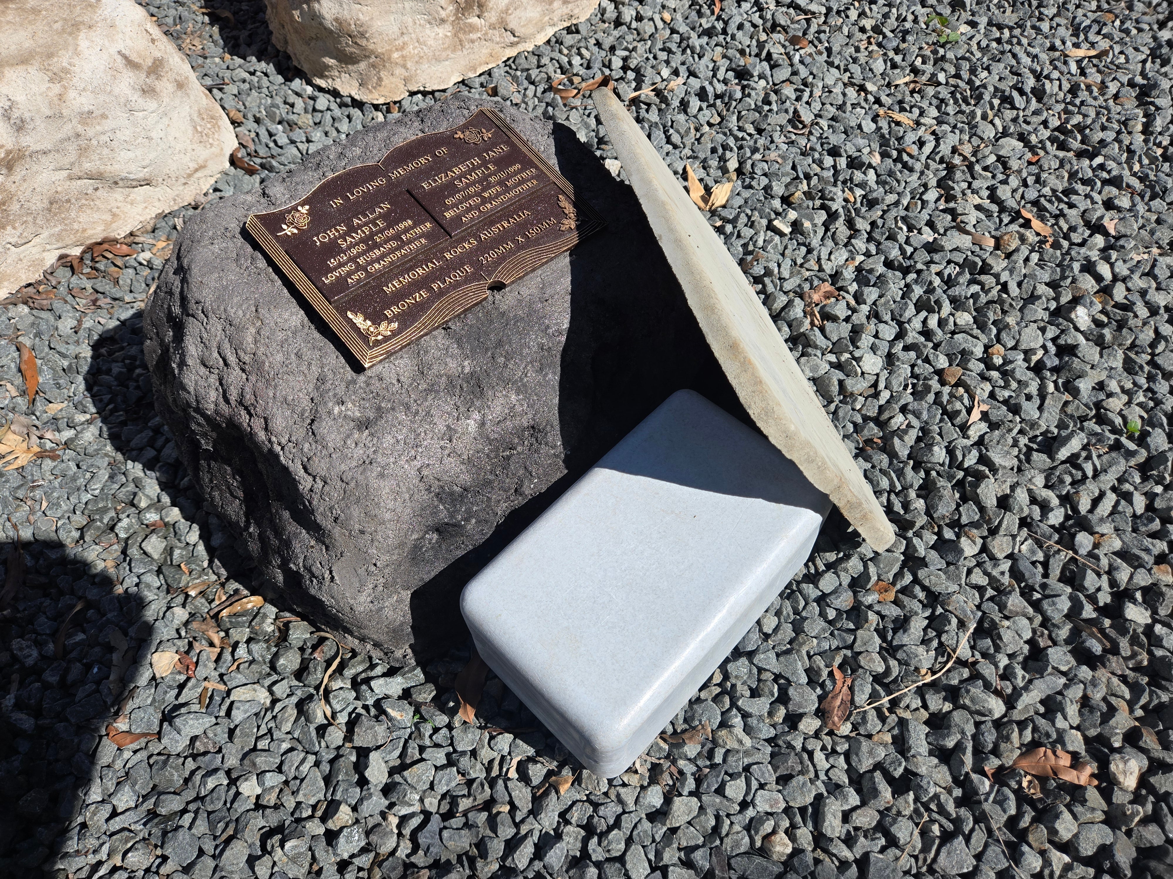 Memorial Rock Urn 2137 Large Double Black