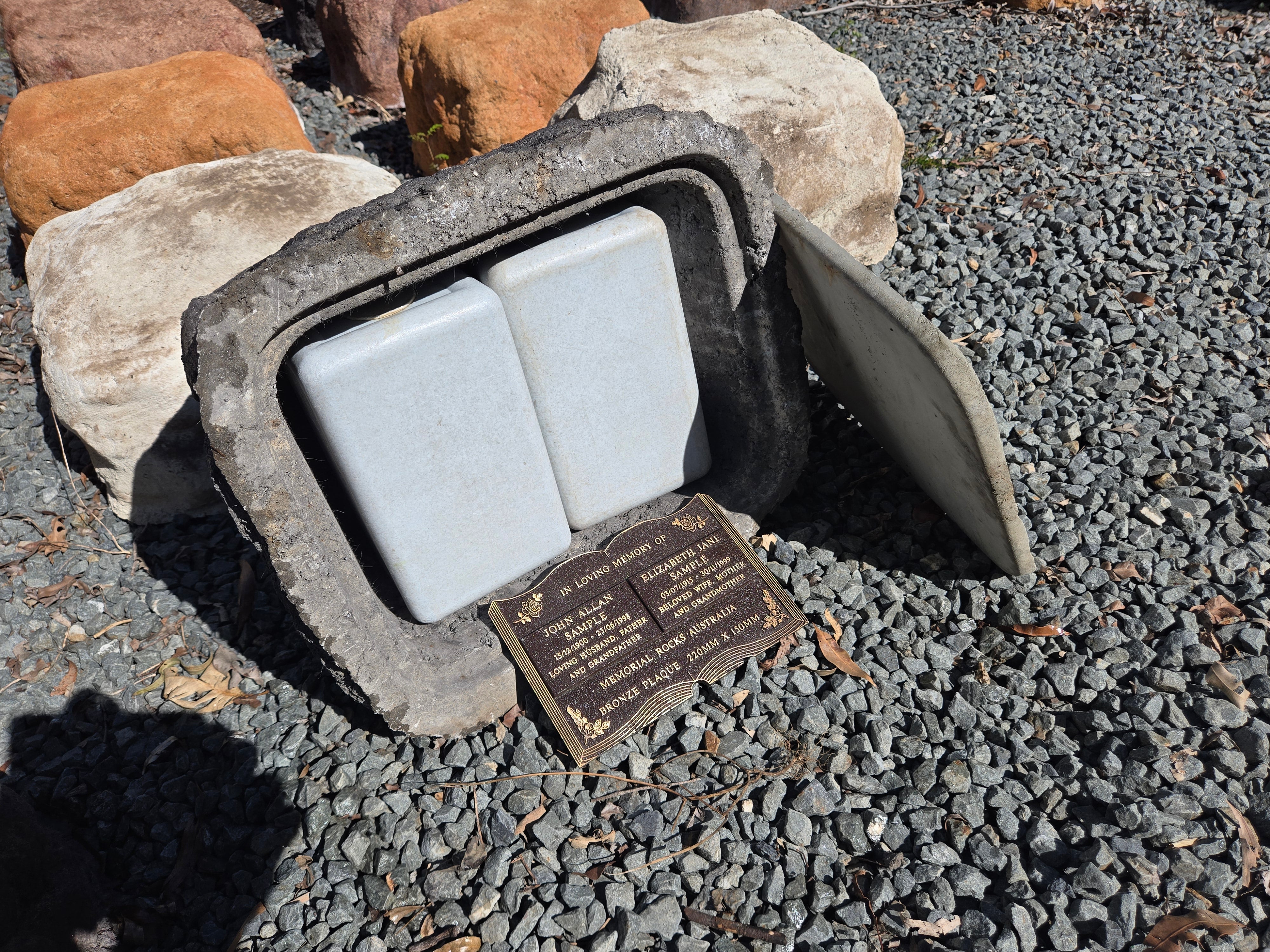 Memorial Rock Urn 2137 Large Double Black