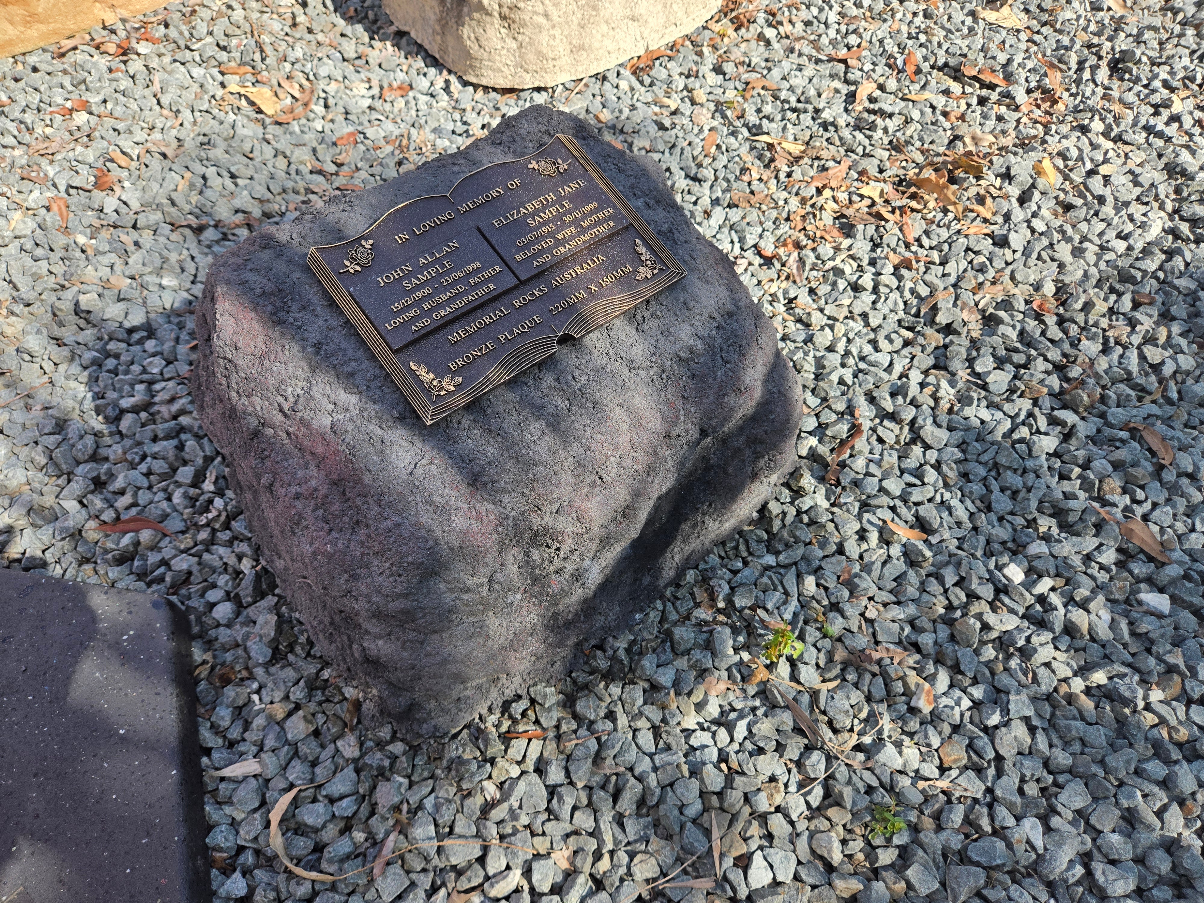 Memorial Rock Urn 2139 Large Double Black