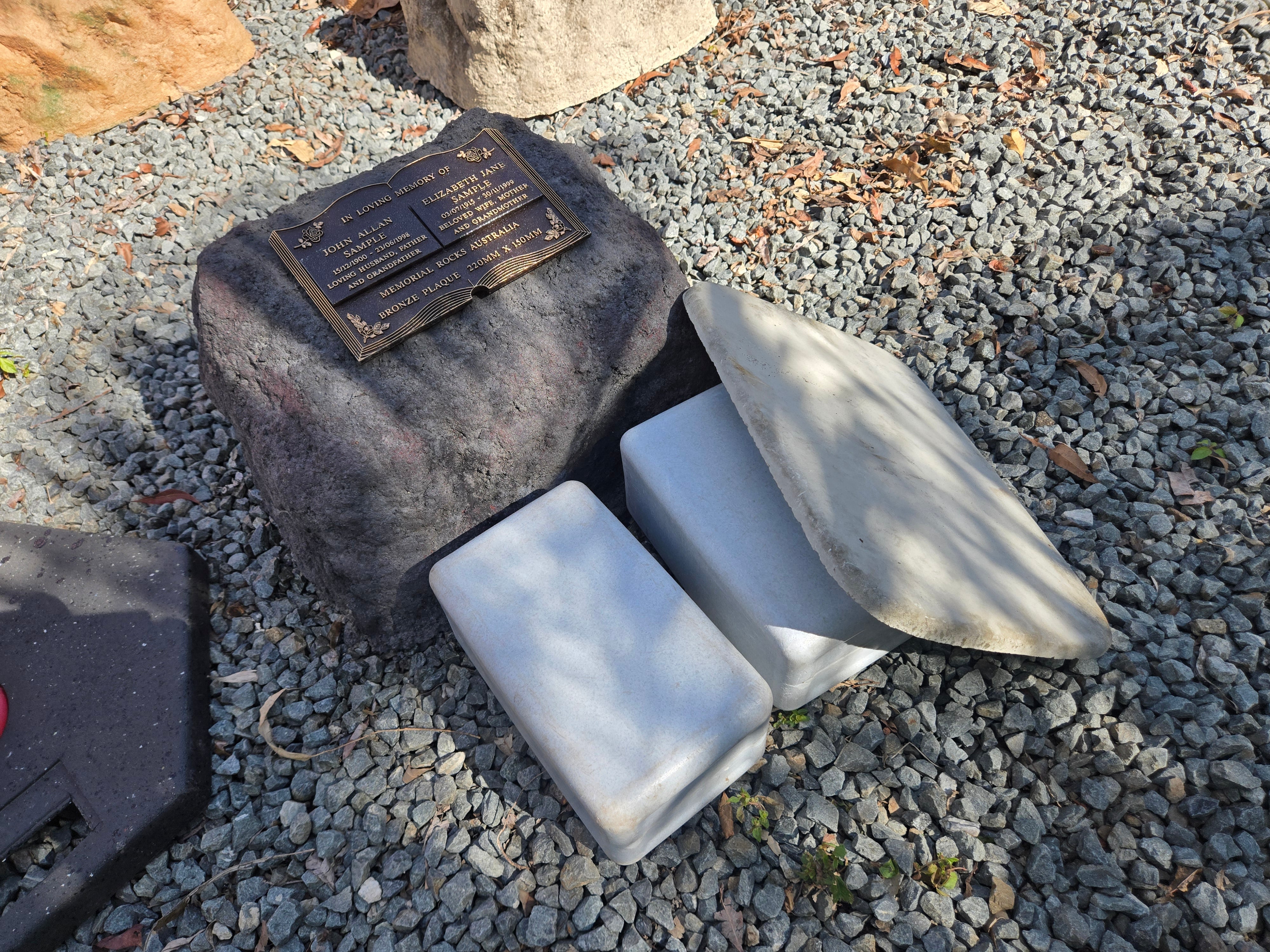 Memorial Rock Urn 2139 Large Double Black