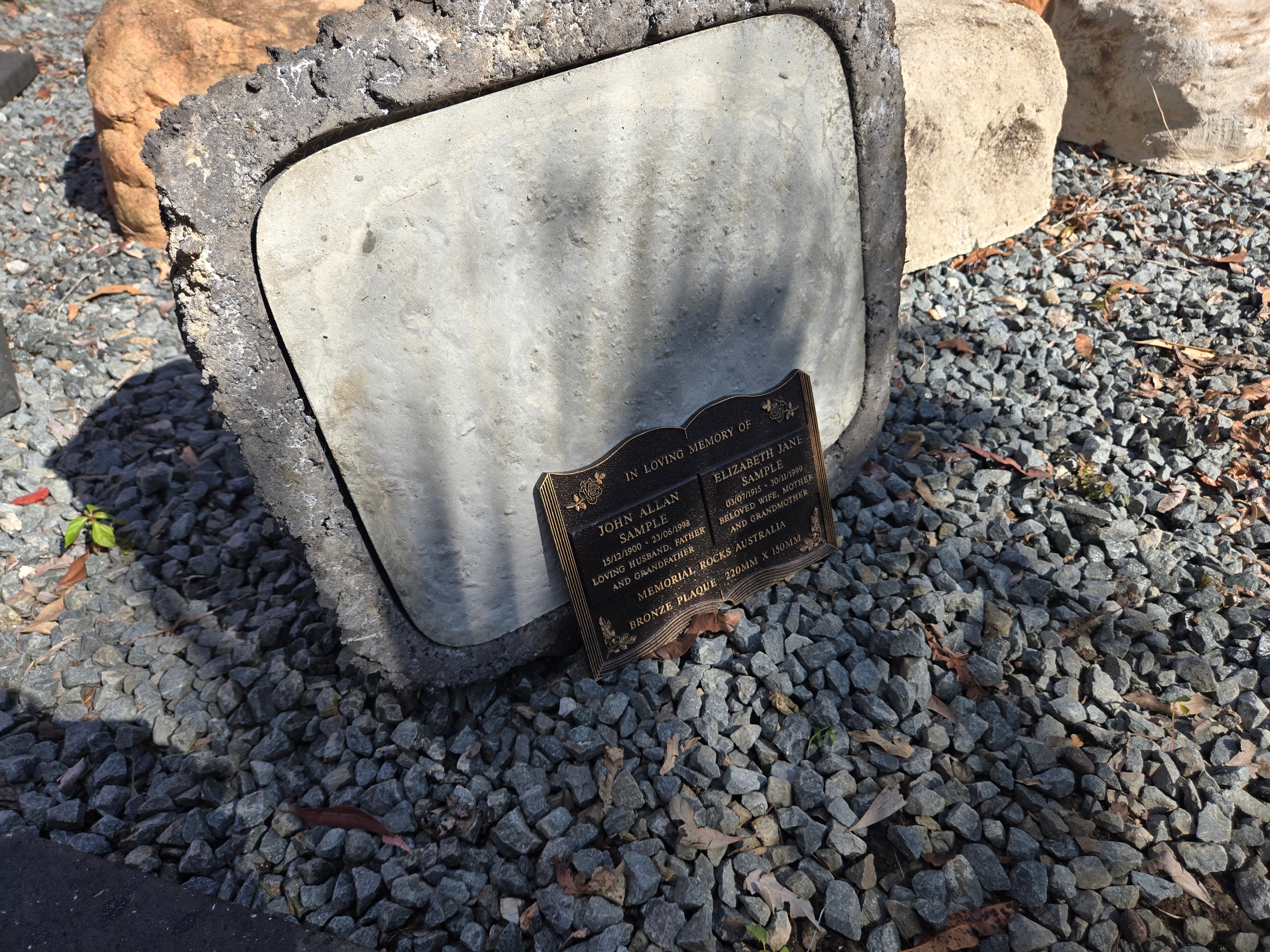 Memorial Rock Urn 2139 Large Double Black