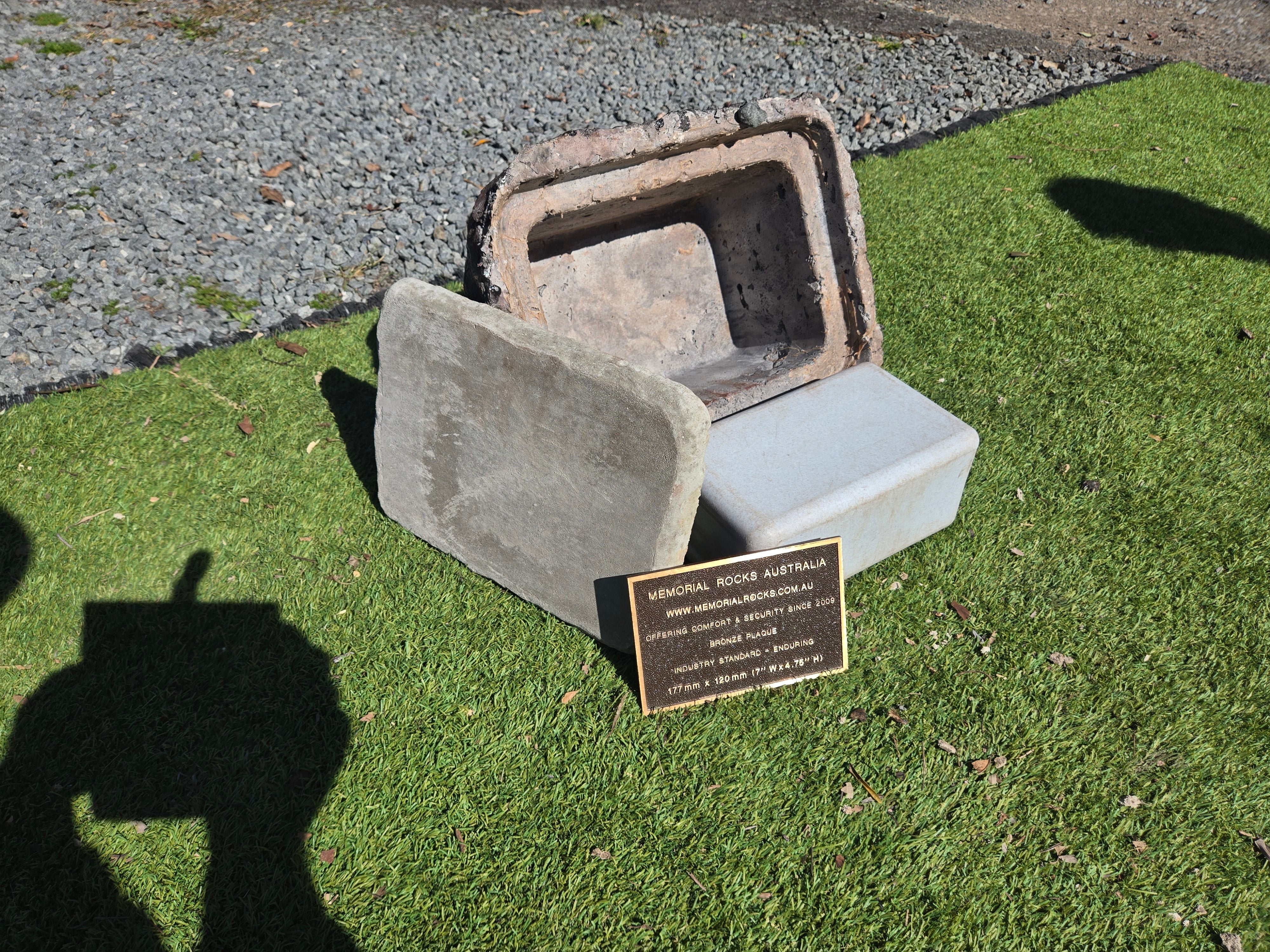 Memorial Rock Urn 2171 Large Black