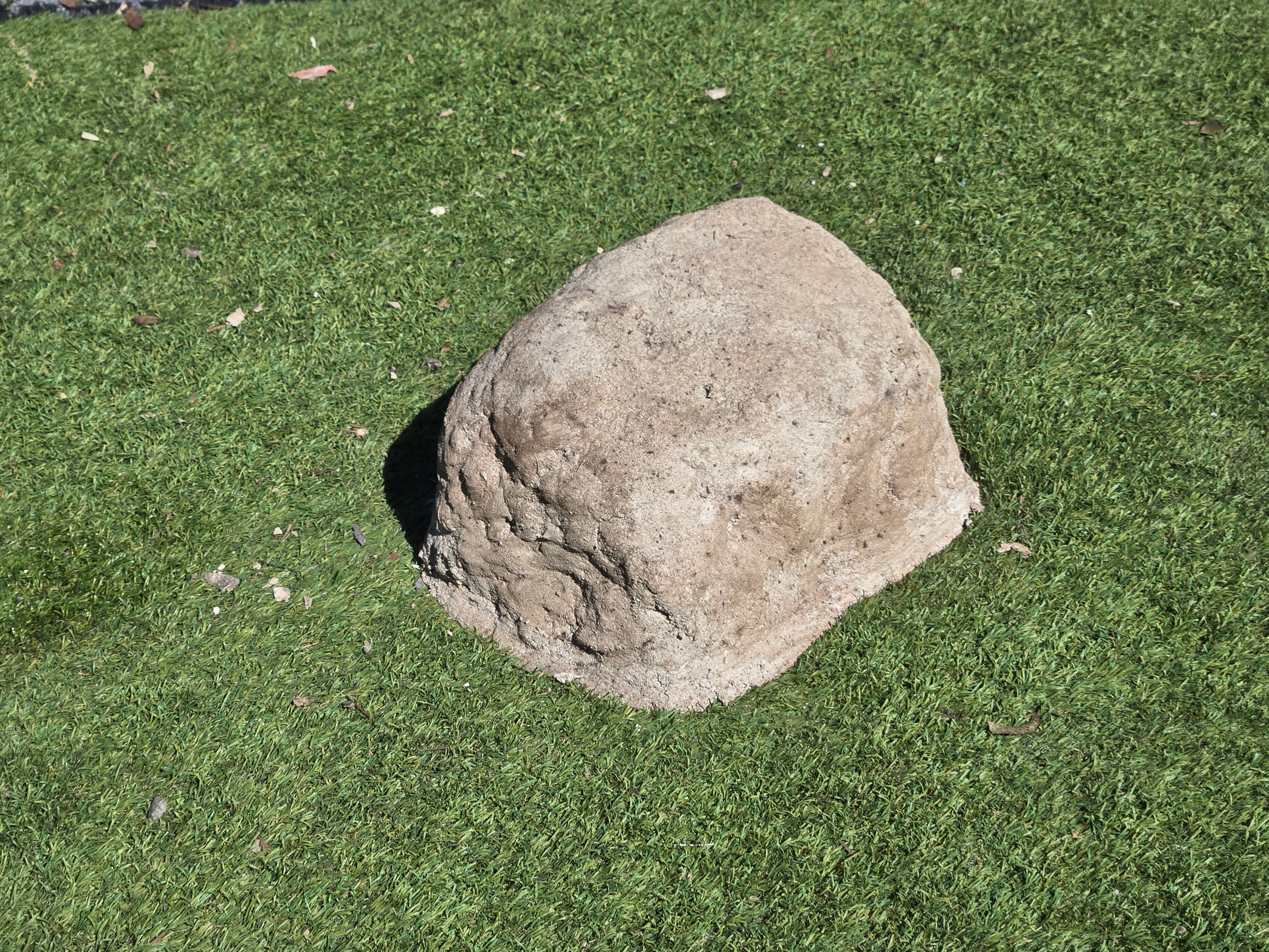 Memorial Rock Urn  2182 Regular Natural Riversand