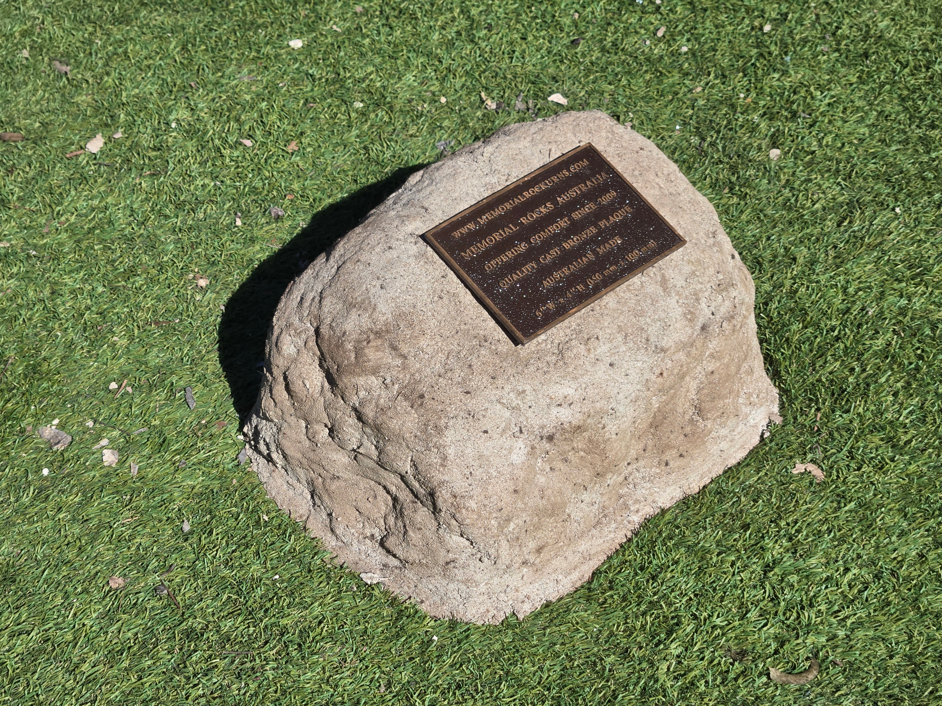 Memorial Rock Urn  2182 Regular Natural Riversand