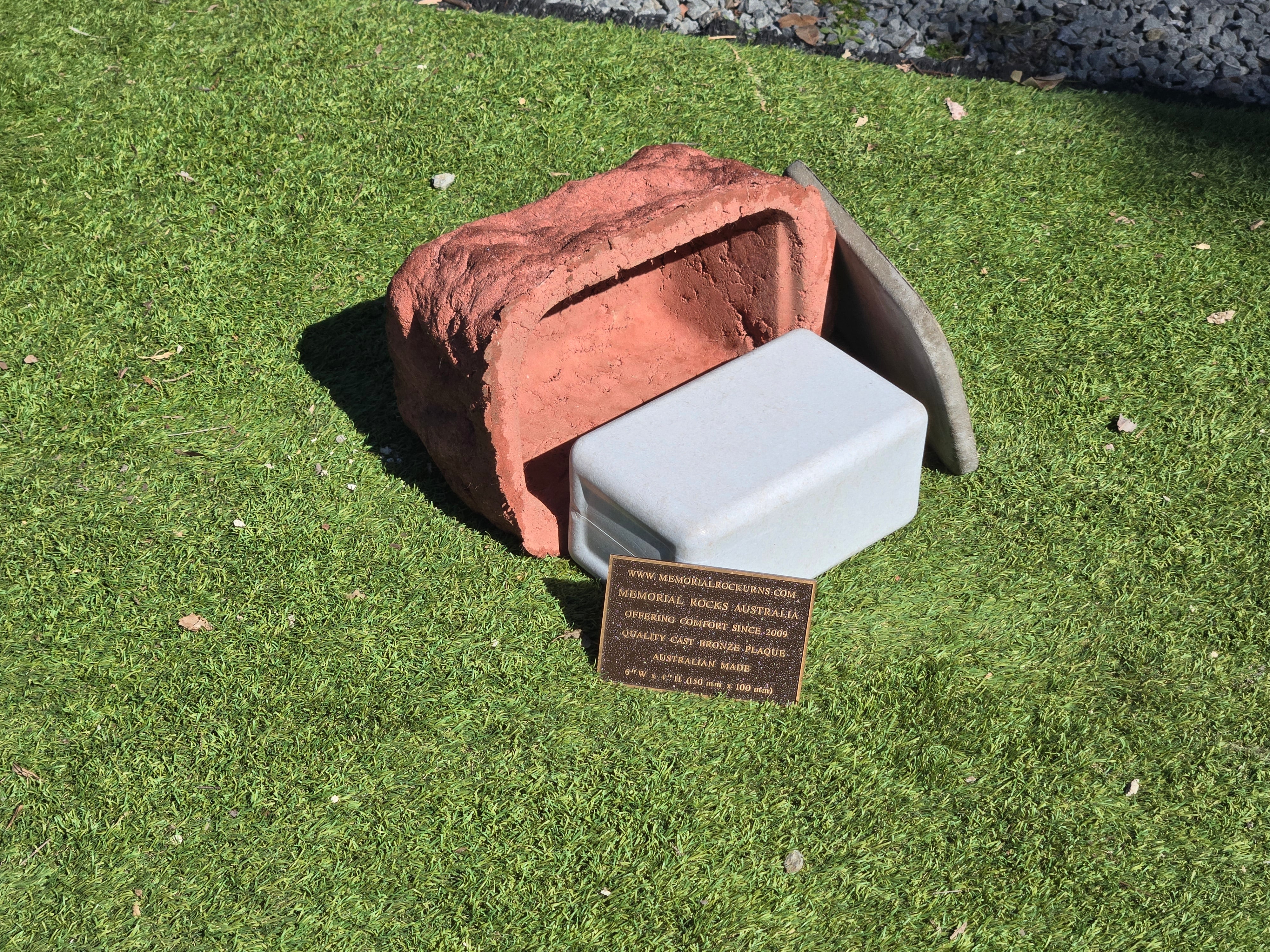 Memorial Rock Urn  2192 Regular Red