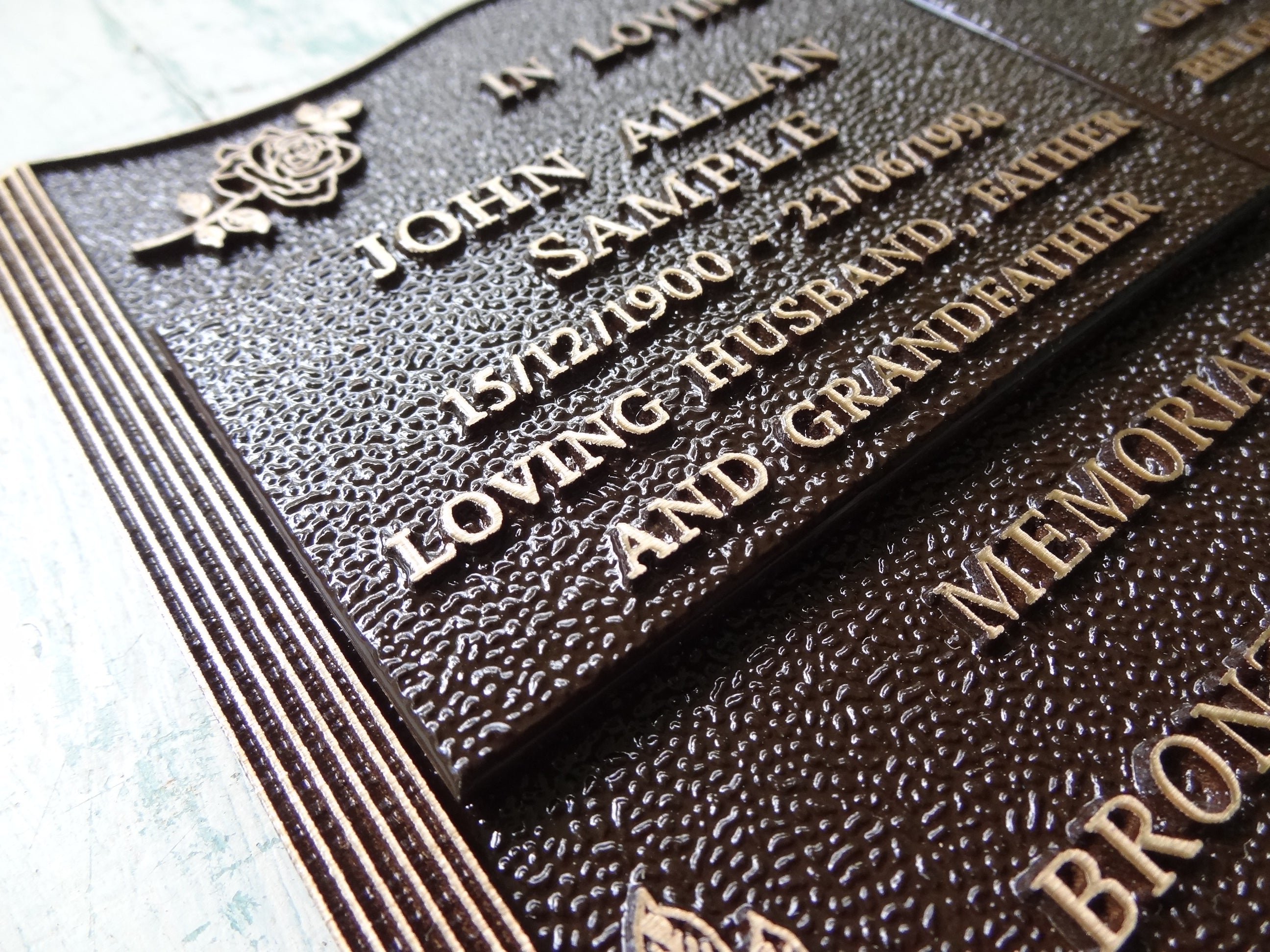 Quality Cut-Out Bronze Plaque for Detachable Plates 220mm x 150mm (1 Plate included)